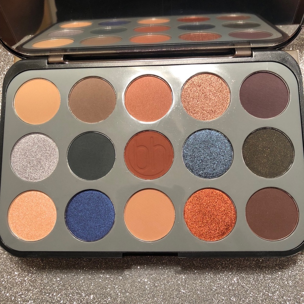 BNIB! BH Glam Reflection Eyeshadow Palette SMOKE